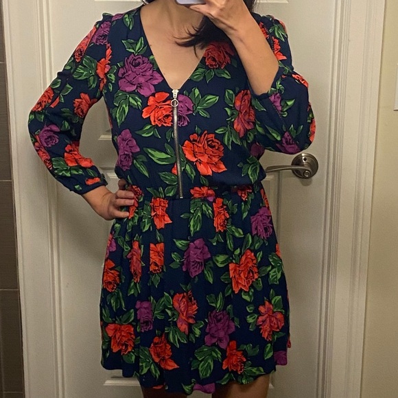 Zara floral dress - Picture 4 of 4
